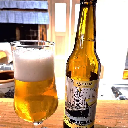 Bracera ベッド・アンド・ブレックファスト 4*