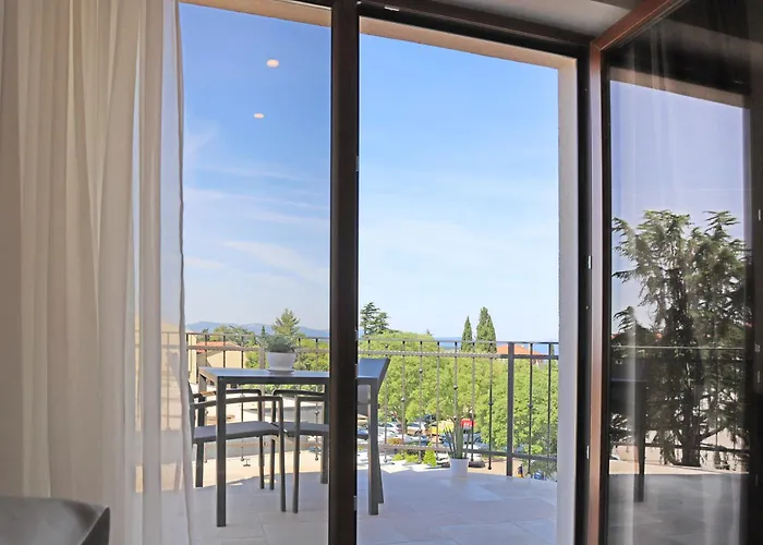 Bracera Bed & Breakfast 4*