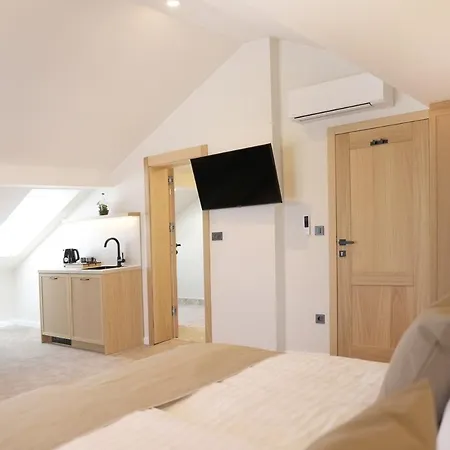 Bed & Breakfast Bracera *