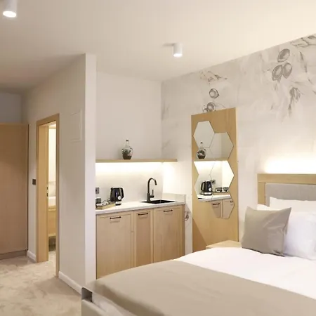 Bracera Bed & Breakfast 4*